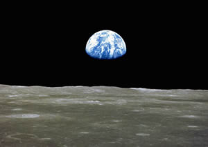 Il nostro pianeta visto dalla Luna